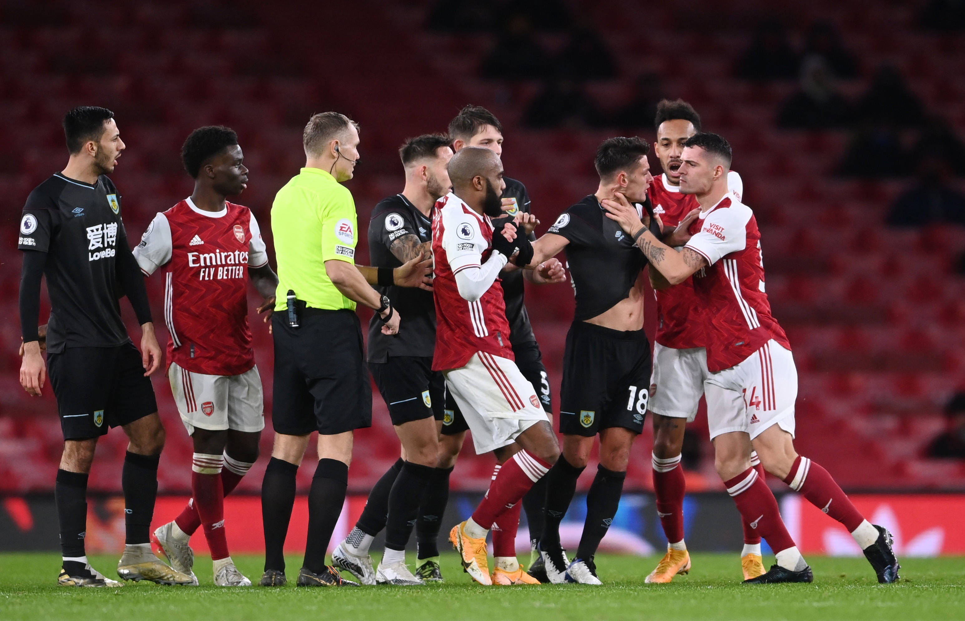 精彩的对决 精彩的对决